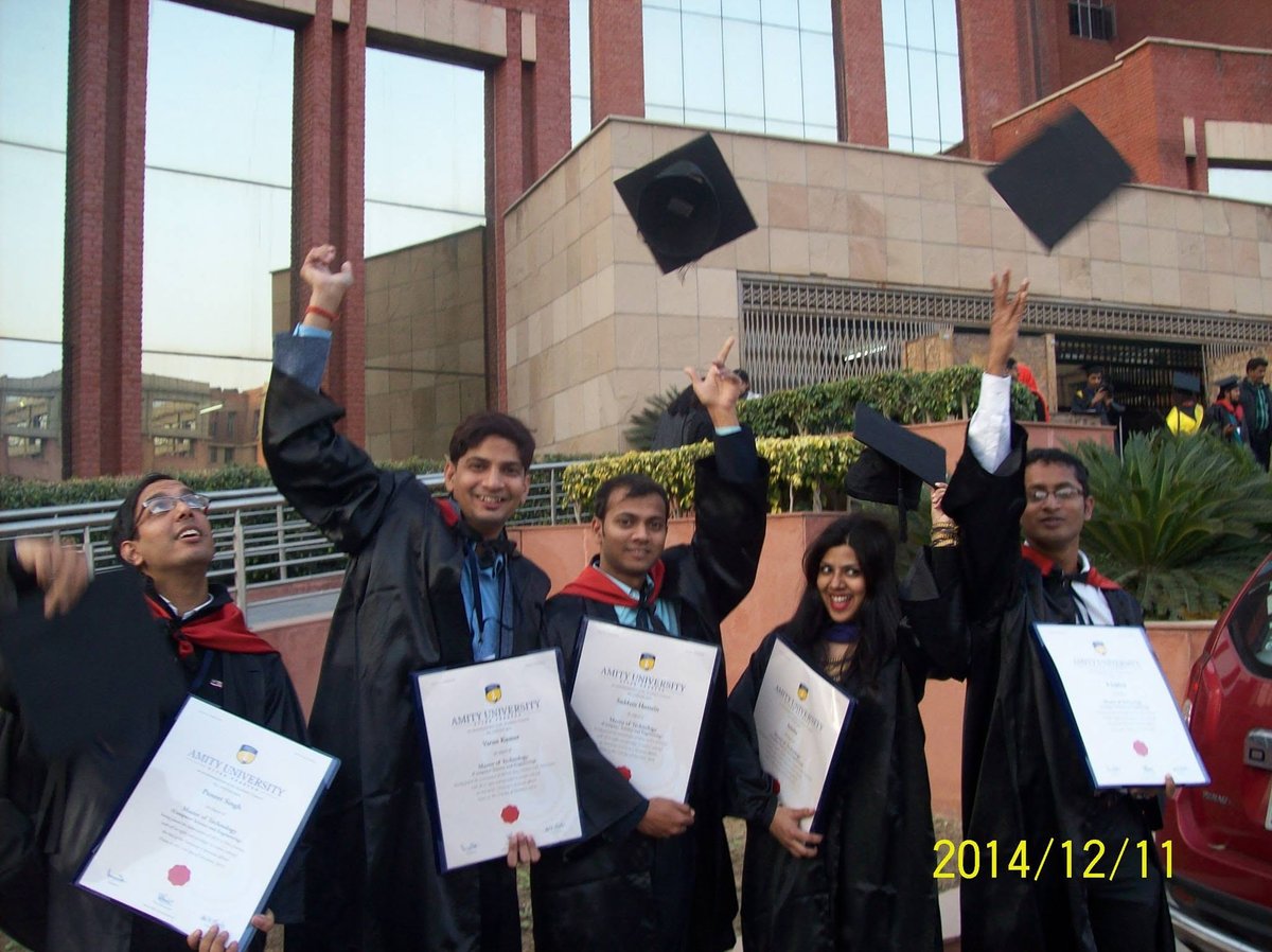 M.Tech convocation group photo with classmates, Amity University Lucknow, December 2014